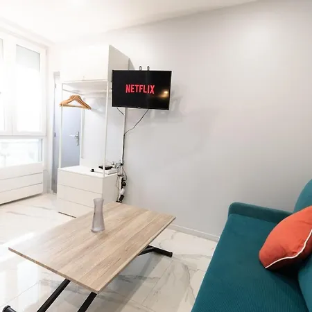 Appartamento Cosy A Paris Rer B